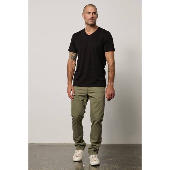 Velvet by Graham & Spencer Mens Marshall V Neck Tee Shirt in Black XXL - Picture 2 of 5